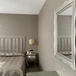 Castello Szálloda 3*