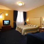 Castello Szálloda 3*
