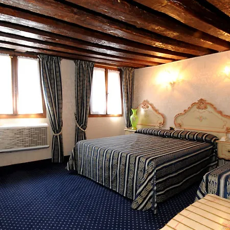 Castello 3* Венеция