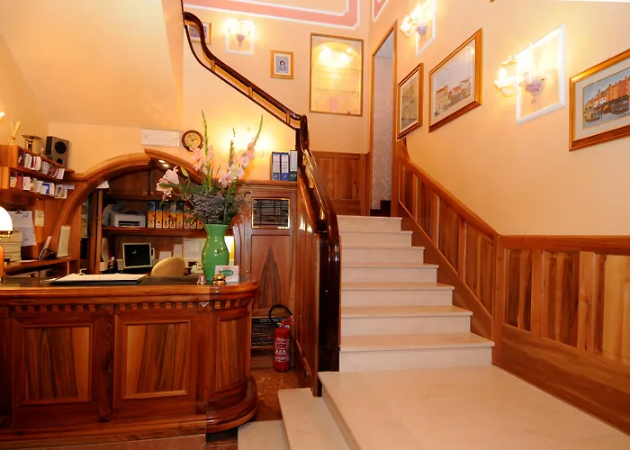 Ξενοδοχείο Castello 3*