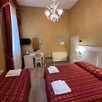 Castello Szálloda 3*