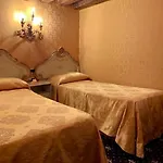 Szálloda Castello 3*