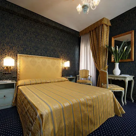 Ξενοδοχείο Castello 3*