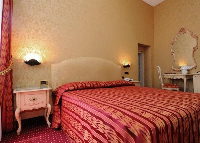 Hotel Castello 3*