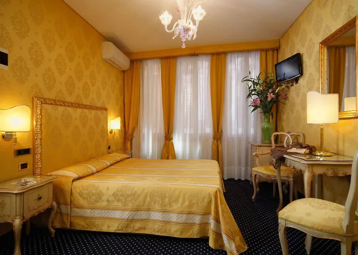 Hotel Castello 3*