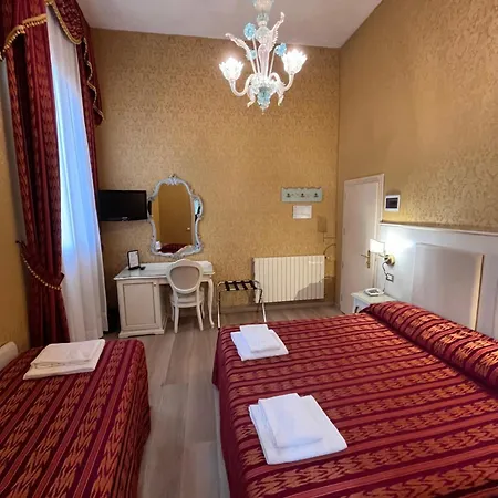 Castello Szálloda 3*