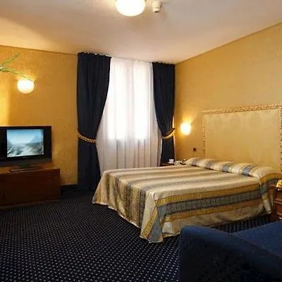 Castello Otel