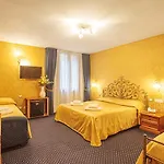 Hotel Castello 3*