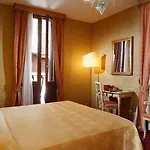 Castello Hotel